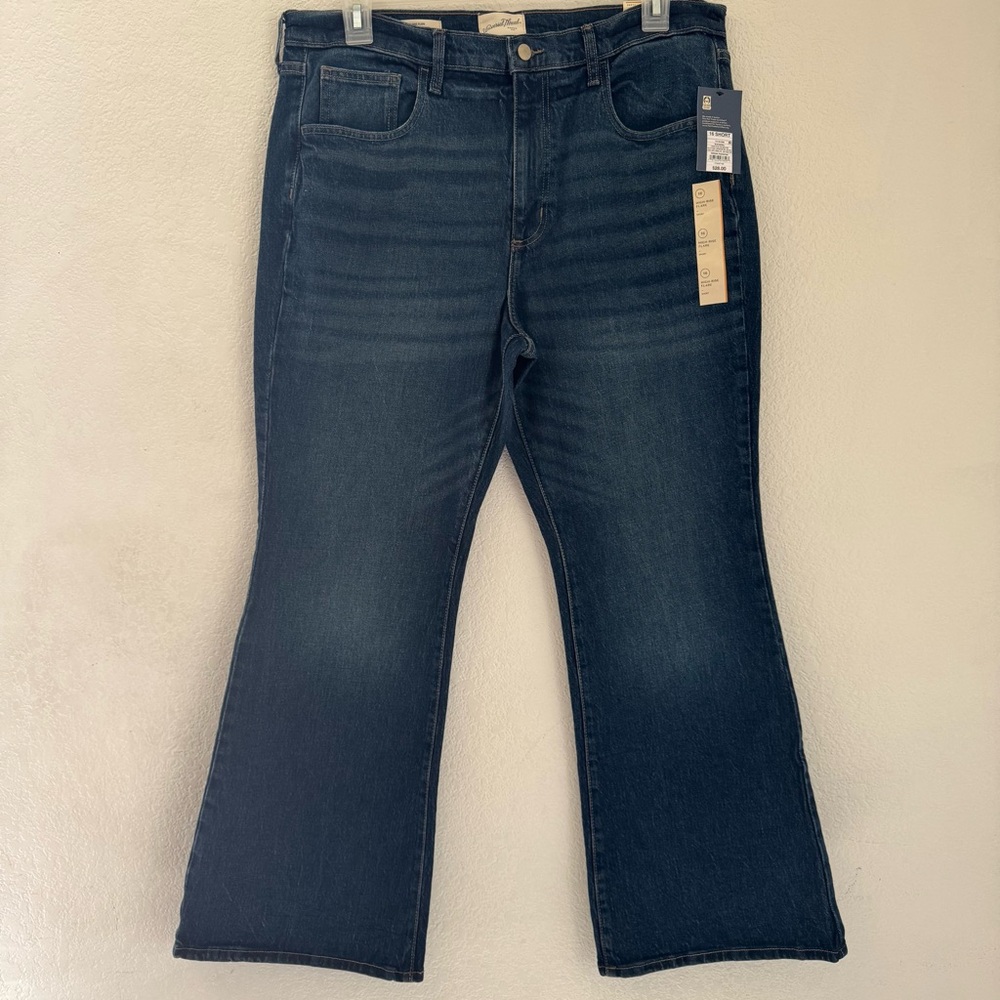 Universal Thread Womens 16Short High Rise Dark Blue Denim Flare Jeans Summer NWT